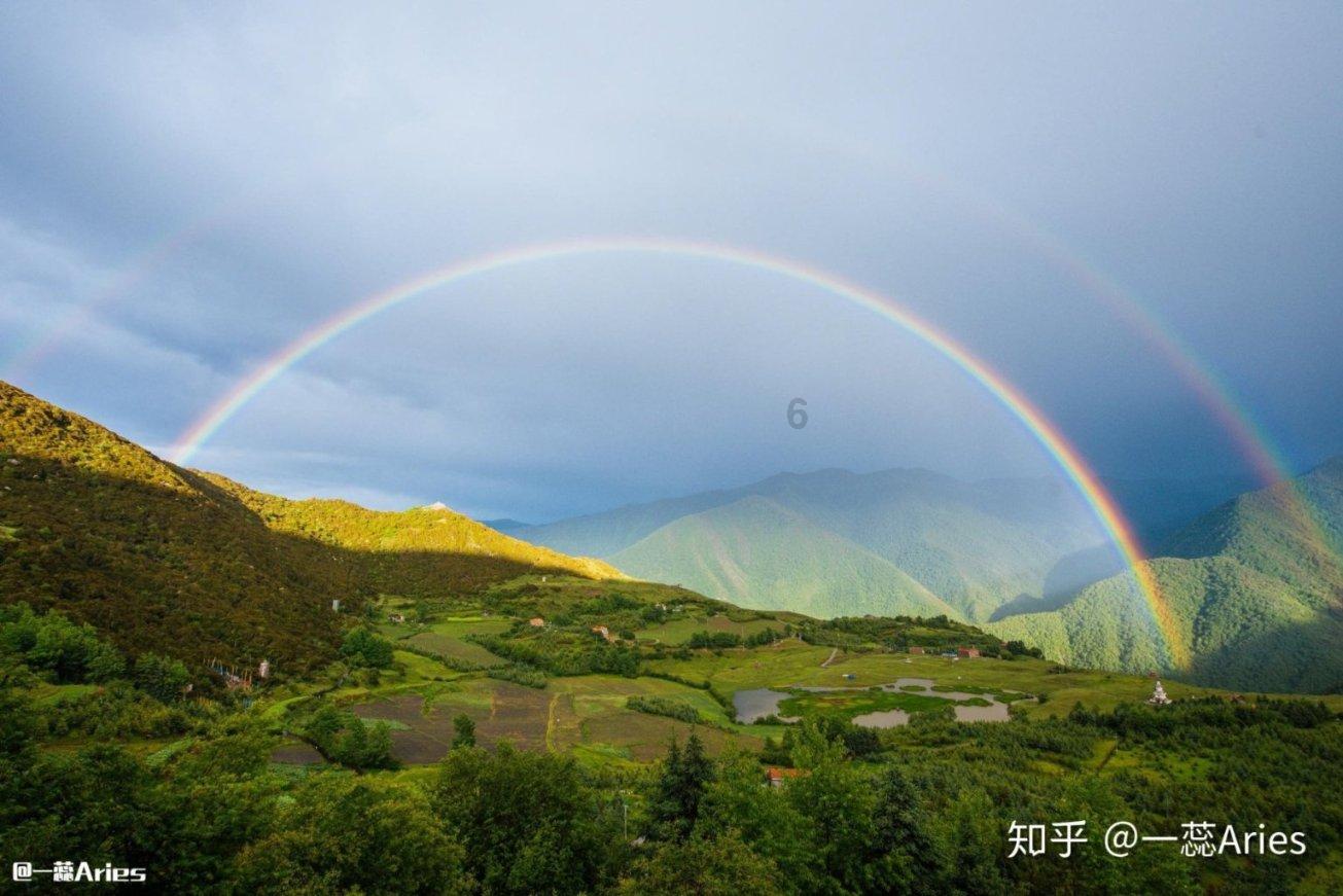 非洲友人桂林农家打糍粑喝油茶 沉浸式体验乡村年味